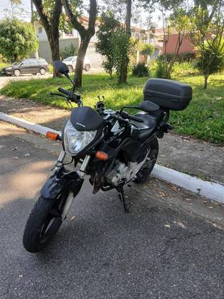 HONDA CB 300R 
